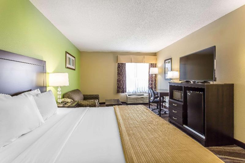 Bed room
