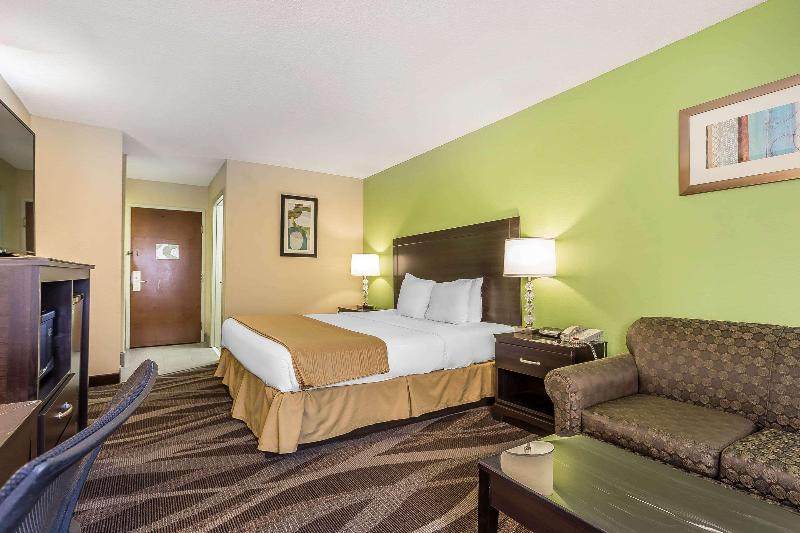 Bed room