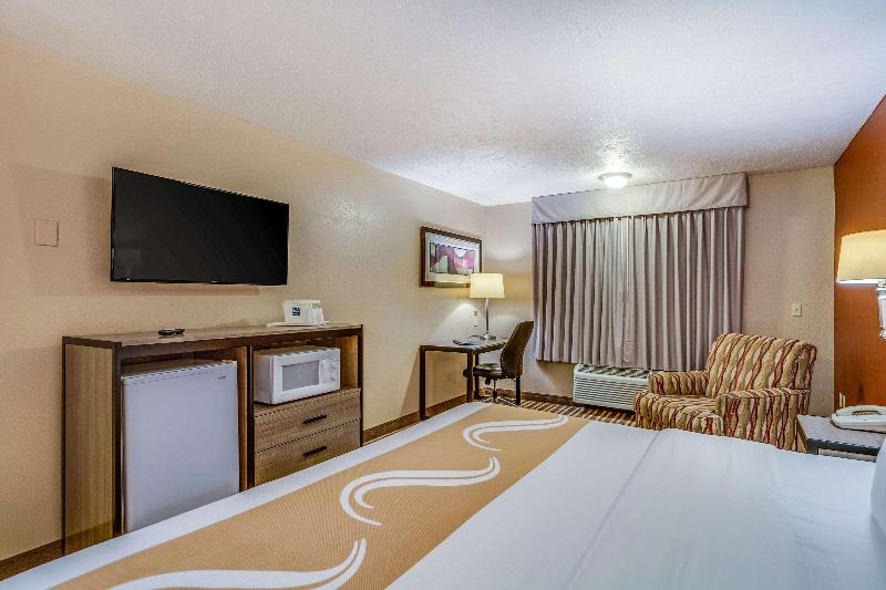 Quality Inn Hastings image