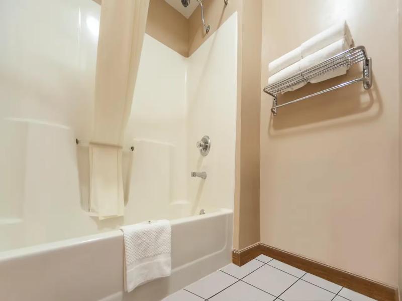 Quality Inn Hastings image