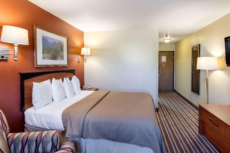 Quality Inn Hastings image