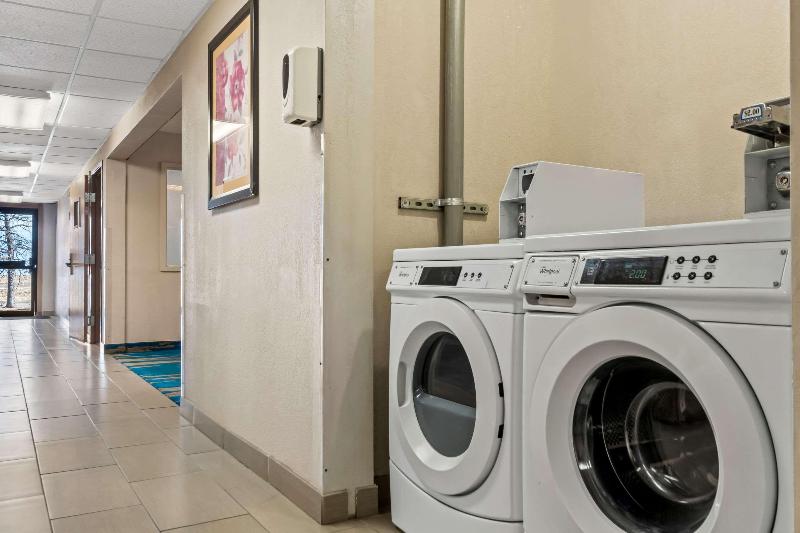 Quality Inn Sidney I-80 image