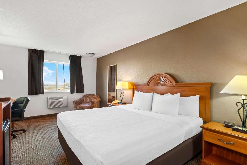 Quality Inn Sidney I-80 image