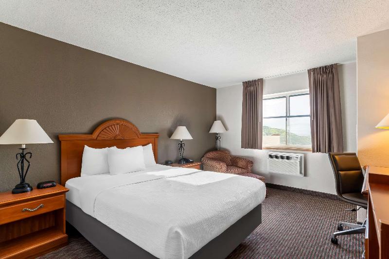 Quality Inn Sidney I-80 image