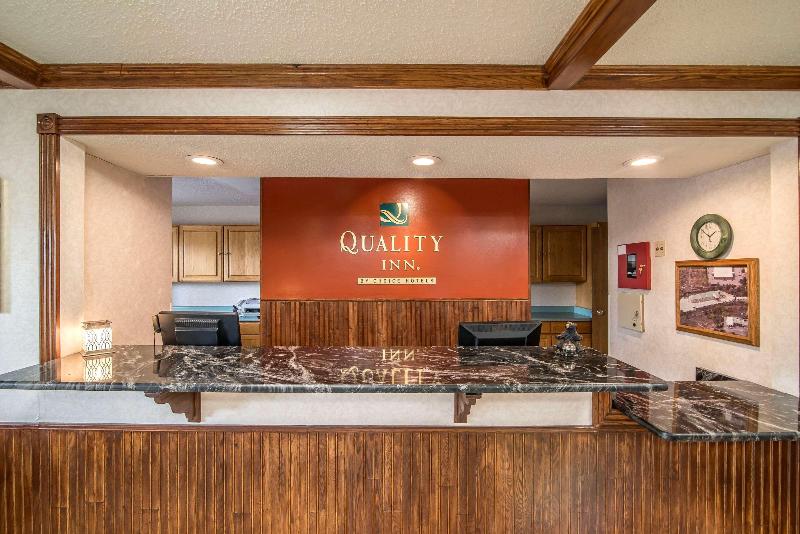 Quality Inn Raton