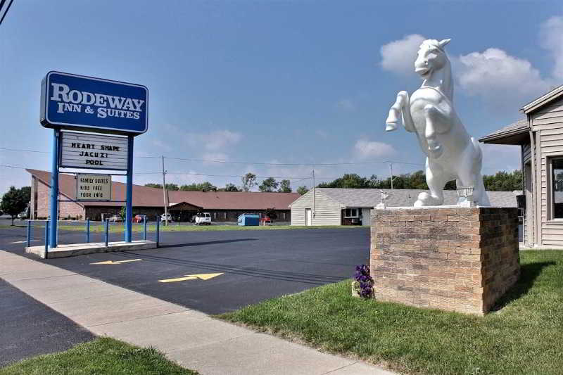 Rodeway Inn AND Suites