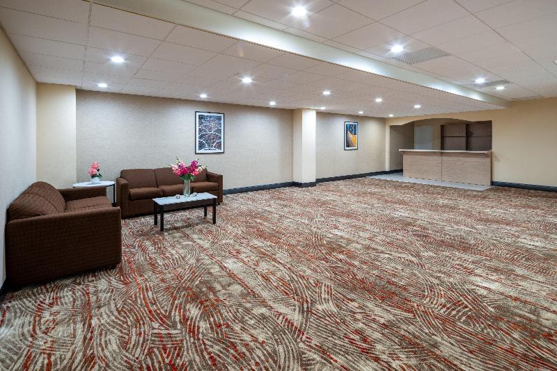 Holiday Inn Poughkeepsie image