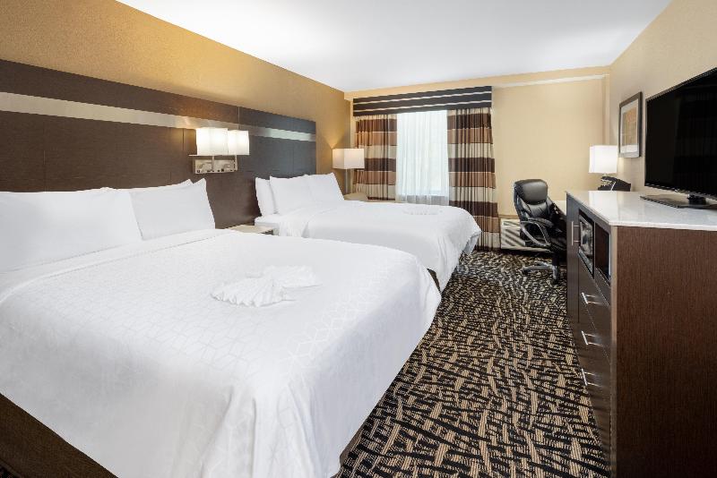Holiday Inn Poughkeepsie image