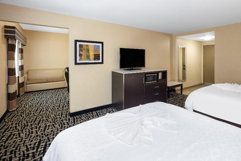 Holiday Inn Poughkeepsie image