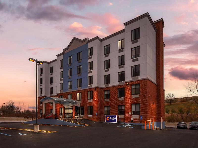 Comfort Inn Staten Island Staten Island image