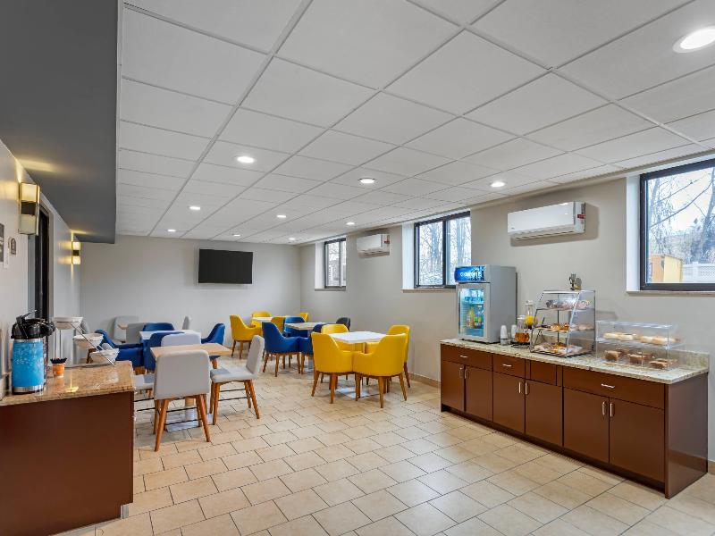 Comfort Inn Staten Island Staten Island image