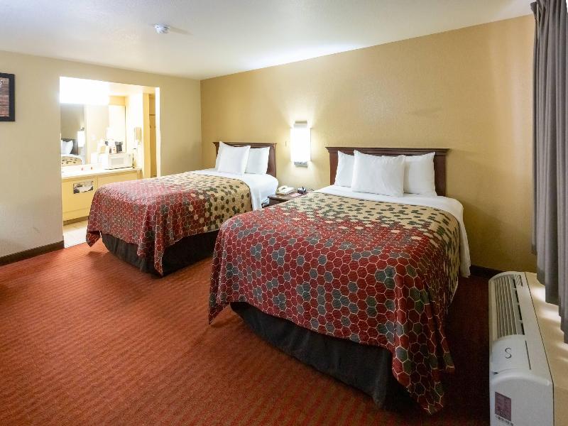 Econo Lodge McAlester image