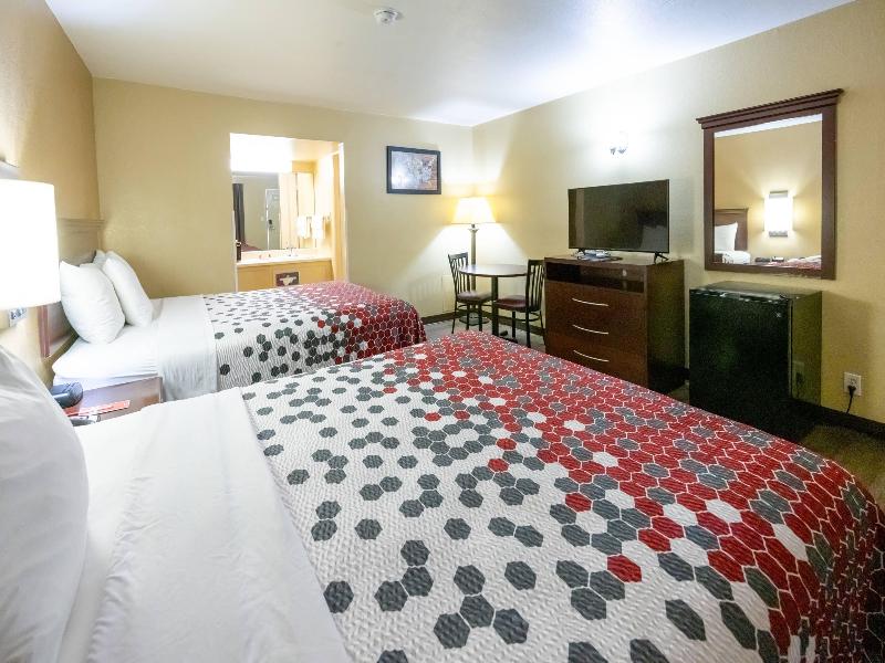Econo Lodge McAlester image