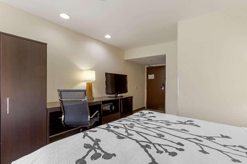 Sleep Inn Ontario image