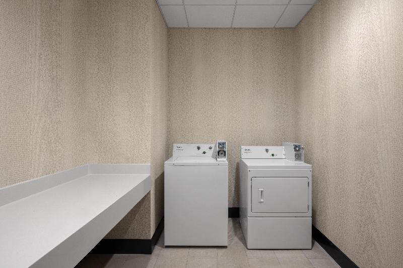 Holiday Inn Ontario By IHG image