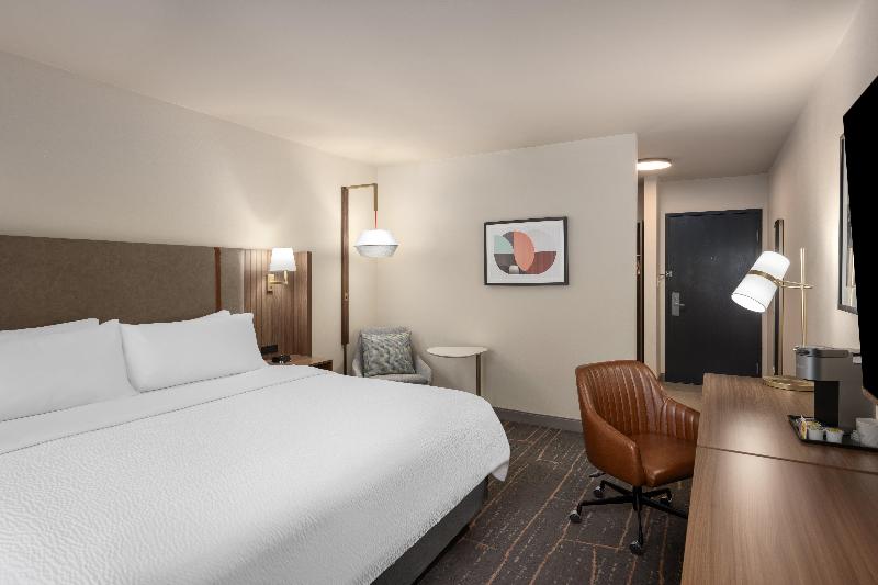 Holiday Inn Ontario By IHG image