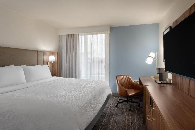 Holiday Inn Ontario By IHG image
