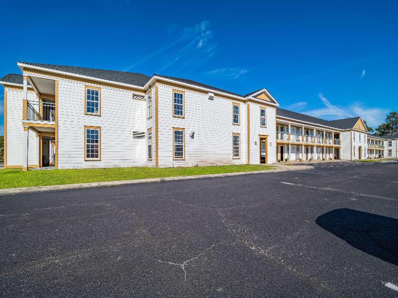Quality Inn & Suites Santee I-95 — general view