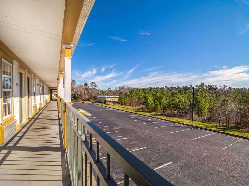 Quality Inn & Suites Santee I-95 — general view