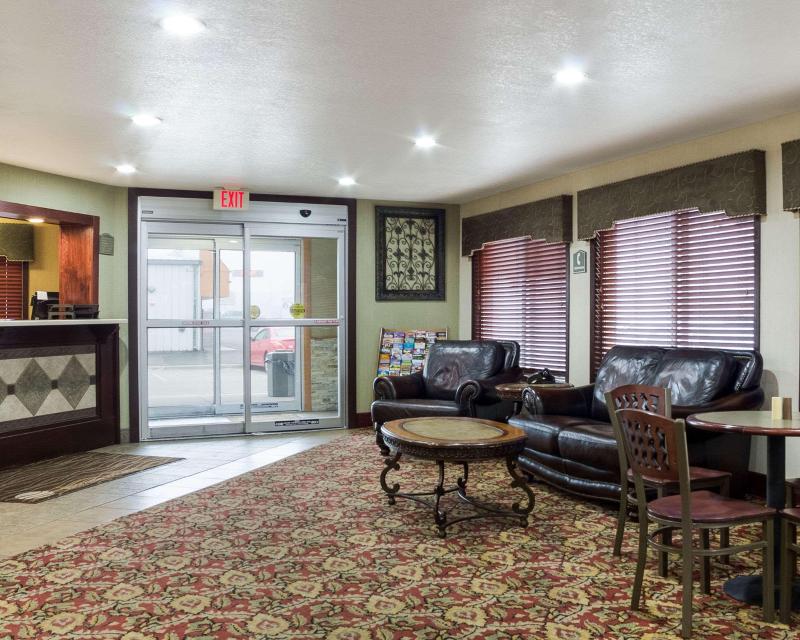 Quality Inn Pierre-Fort Pierre image