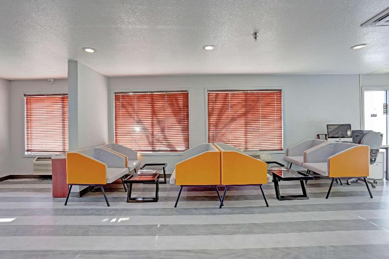 Quality Inn Pierre-Fort Pierre image