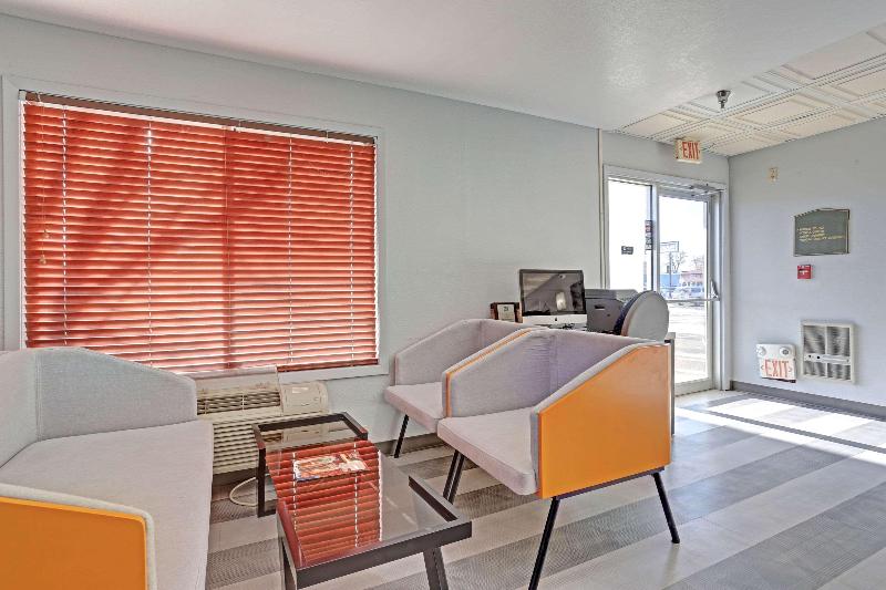 Quality Inn Pierre-Fort Pierre image