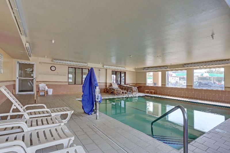 Quality Inn Pierre-Fort Pierre image
