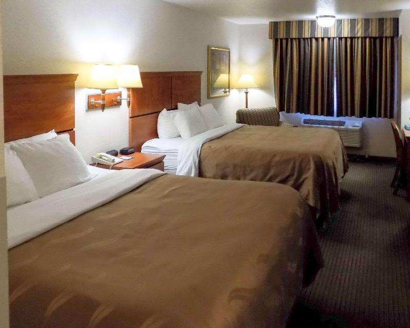 Quality Inn Pierre-Fort Pierre image
