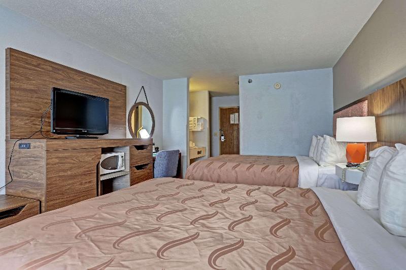 Quality Inn Pierre-Fort Pierre image
