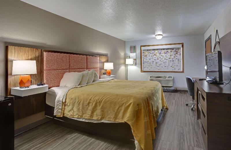 Quality Inn Pierre-Fort Pierre image