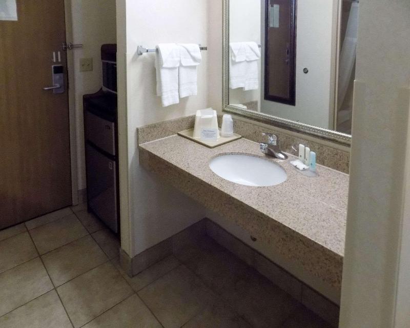 Quality Inn Pierre-Fort Pierre image