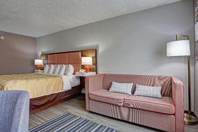 Quality Inn Pierre-Fort Pierre image