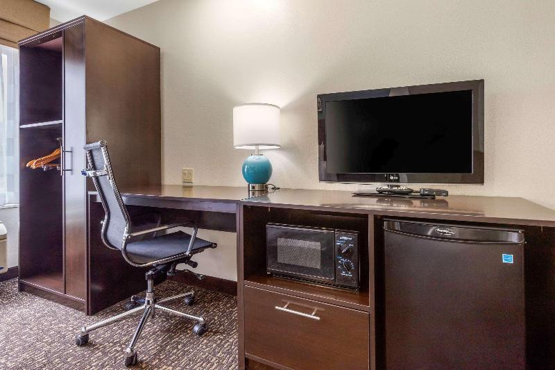 Sleep Inn & Suites image