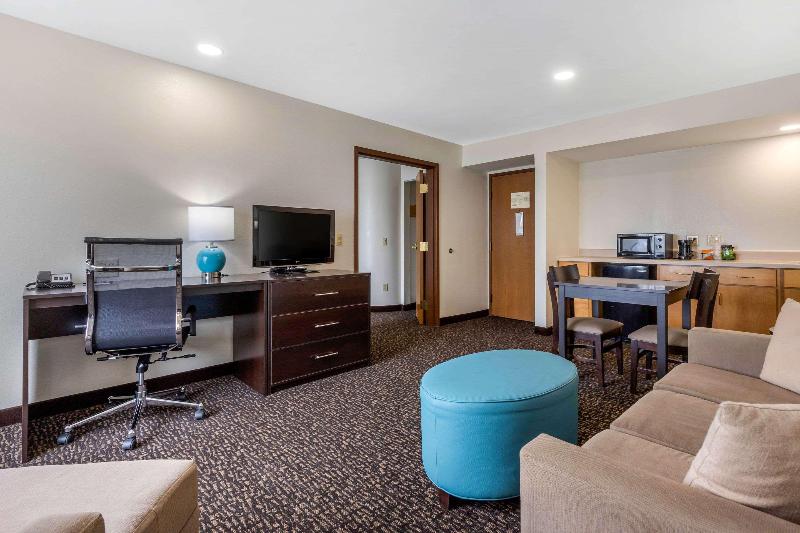 Sleep Inn & Suites image