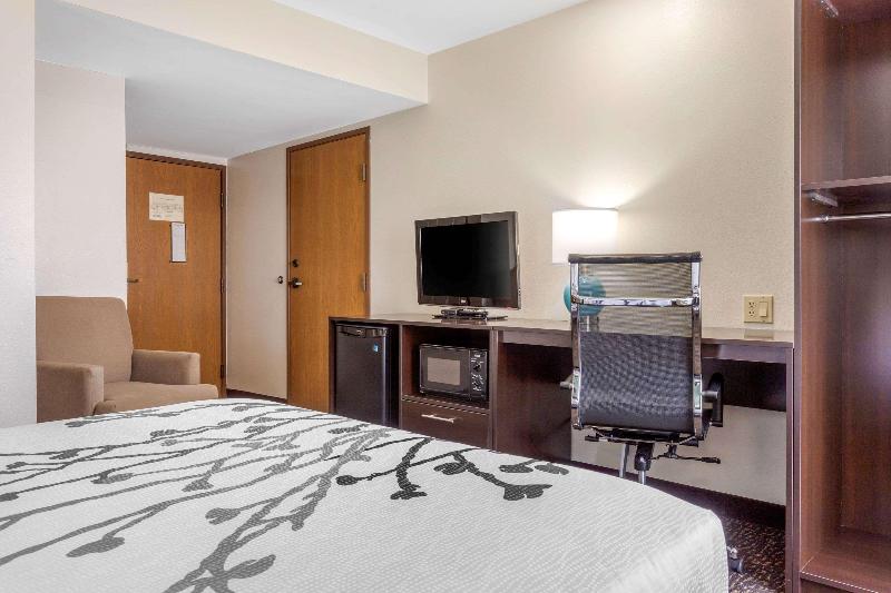 Sleep Inn & Suites image