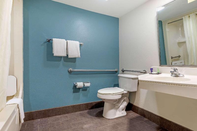 Sleep Inn & Suites image