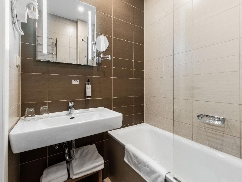 CITY HOTELS - ALGIRDAS image