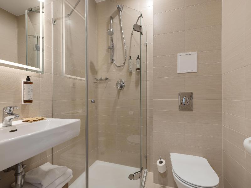 CITY HOTELS - ALGIRDAS image