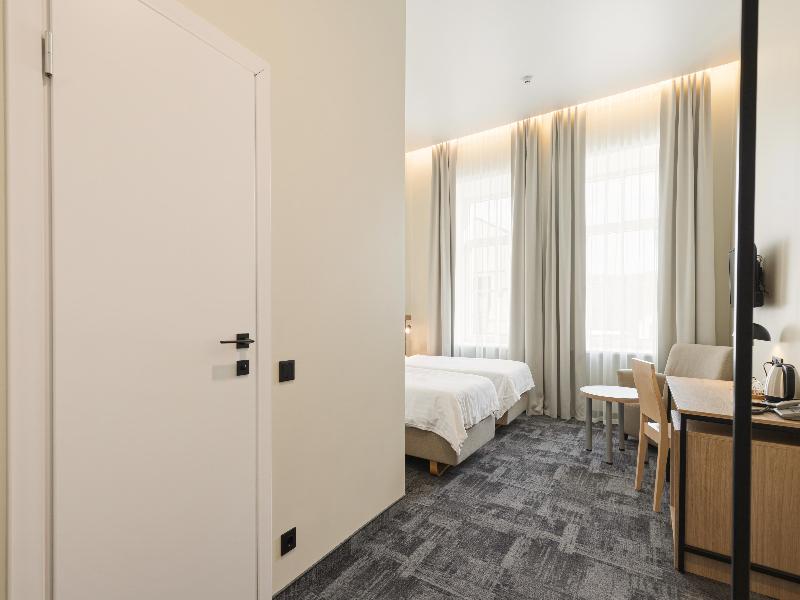 CITY HOTELS - ALGIRDAS image