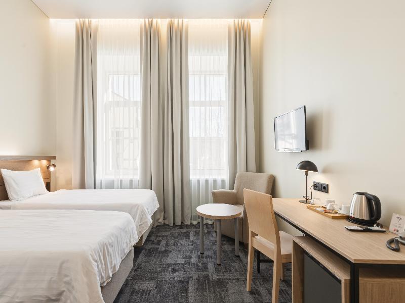 CITY HOTELS - ALGIRDAS image