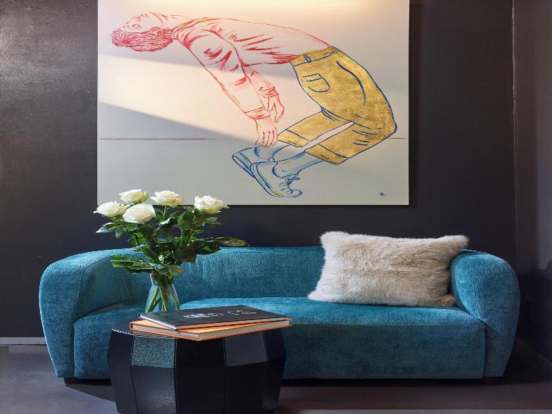 The Icon Hotel & Lounge image