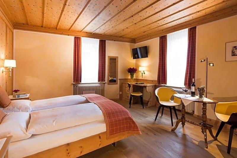 Hotel Albris image