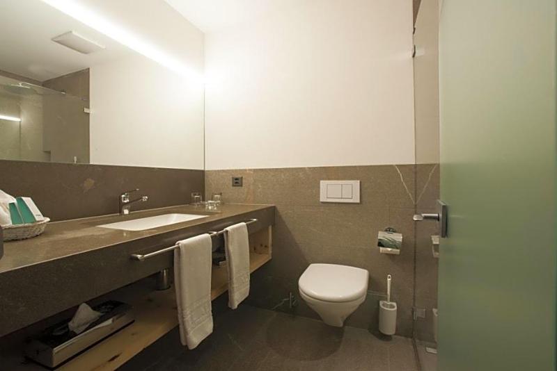 Hotel Albris image