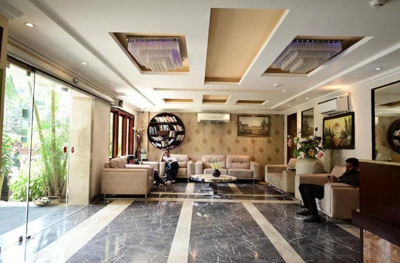 De Alturas Resort image