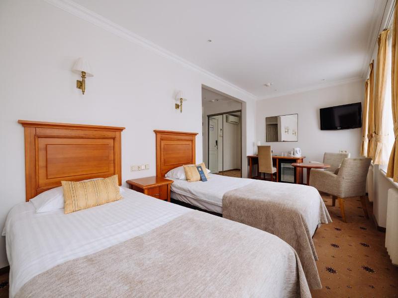 Hestia Hotel Radi un Draugi image