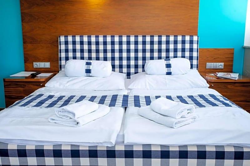 Restaurant & Design Hotel Noem Arch image