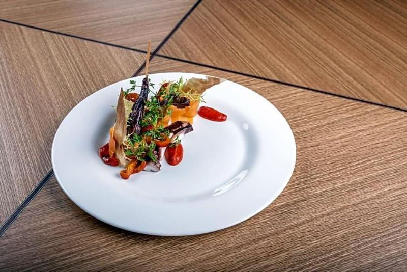 Restaurant & Design Hotel Noem Arch image
