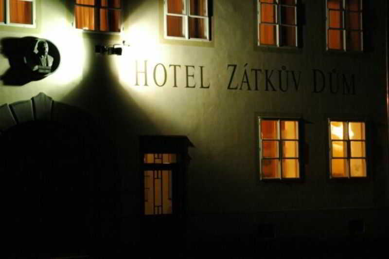 Hotel Zatkuv Dum image