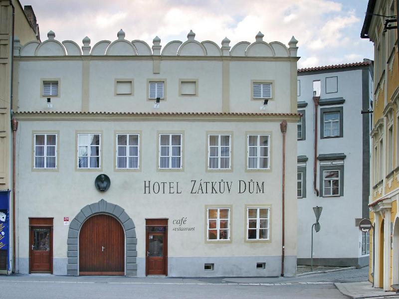 Hotel Zatkuv Dum image
