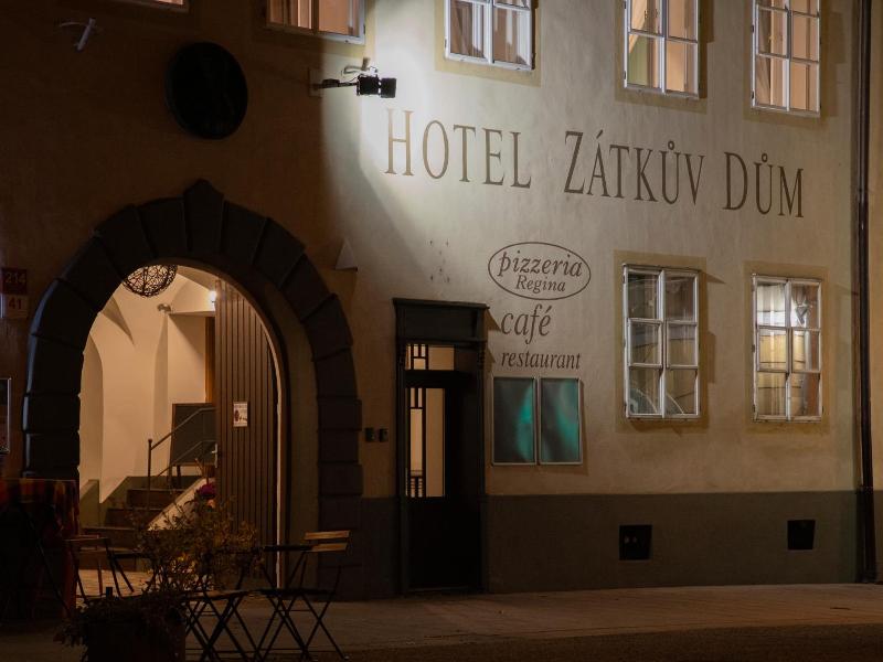 Hotel Zatkuv Dum image